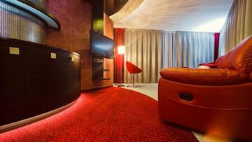 Фото номера Люкс «Премиум» Отель Blue Diamond Hotel Active SPA г. Trzebownisko 5